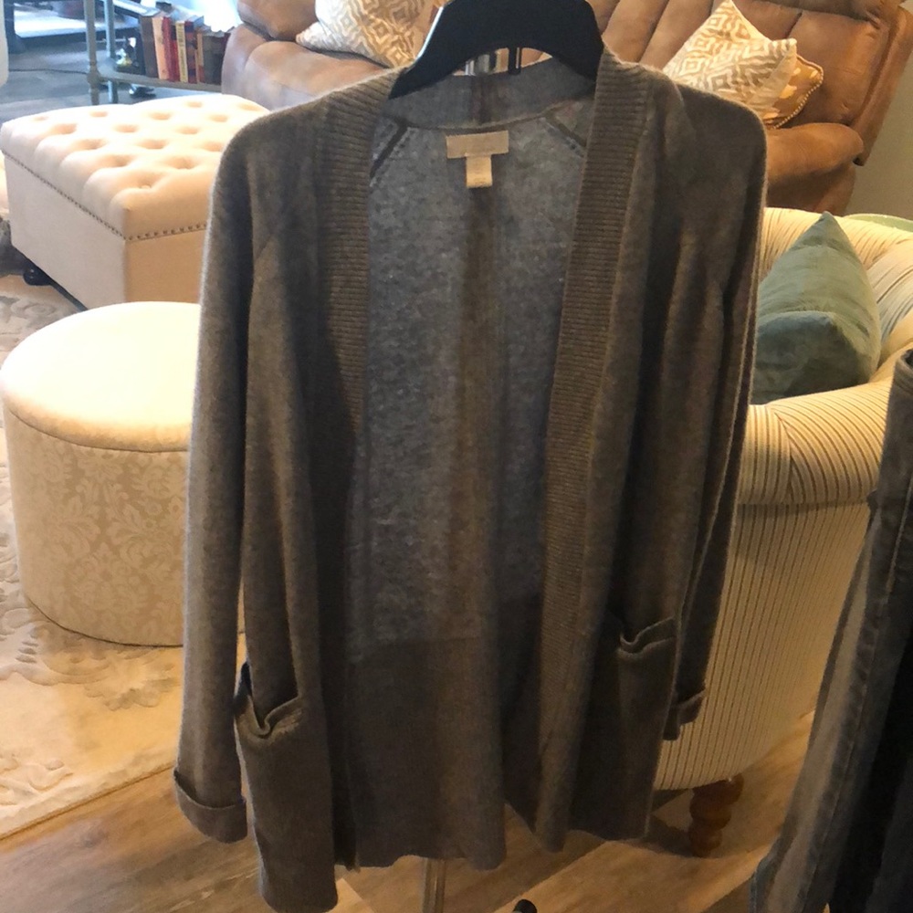 Cashmere cardigan